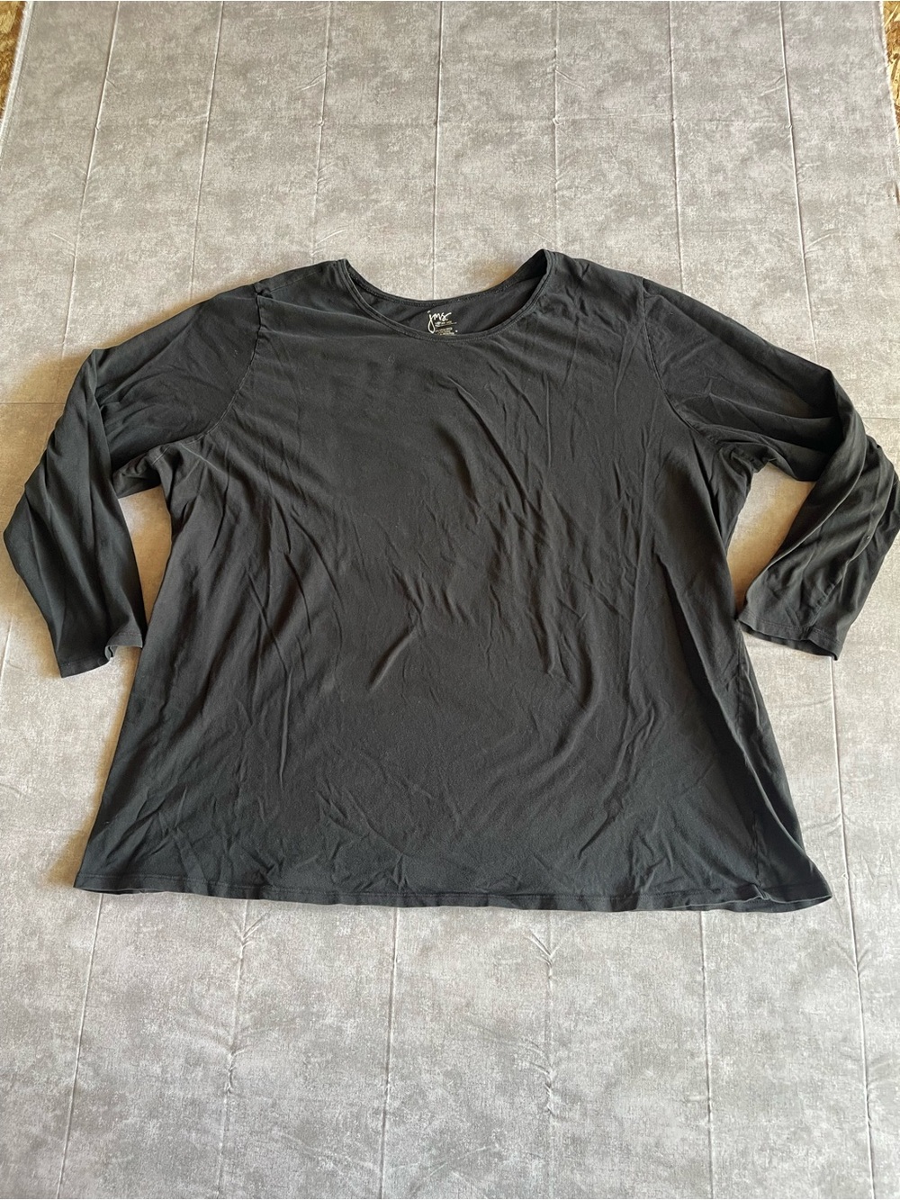 Just My Size Black Long Sleeve Scoop Neck Top